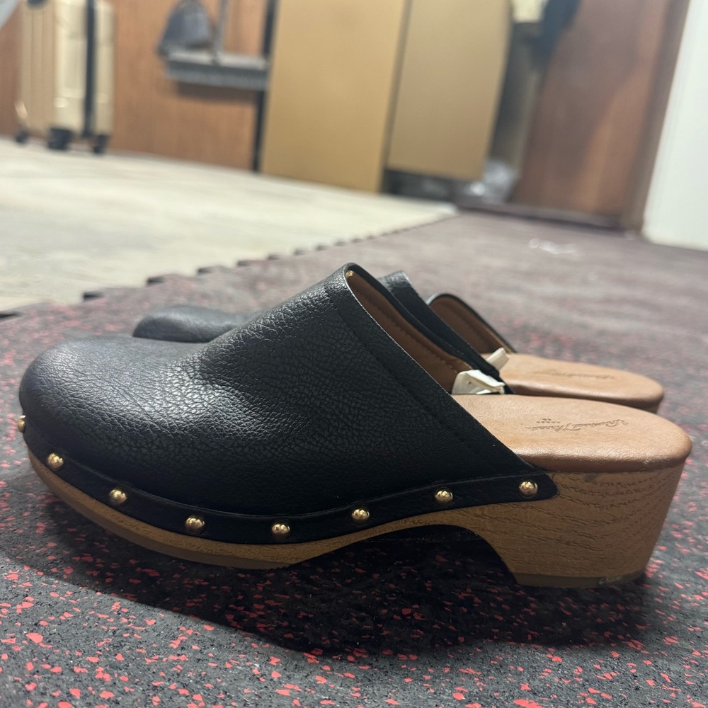 Black clogs barely ever worn!
